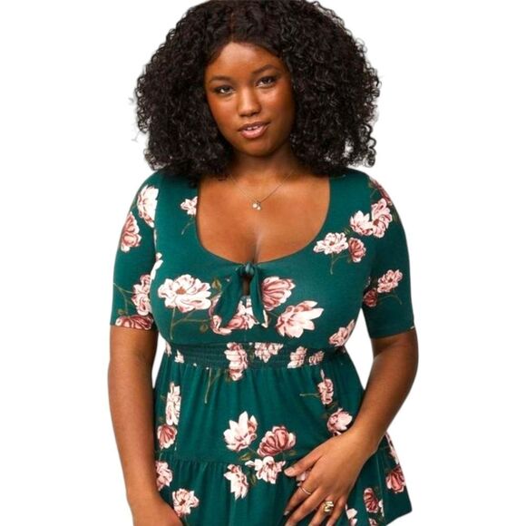 TORRID NEW PLUS SIZE FLORAL Super Soft V Neck Tie Front Elbow Sleeve Babydoll 2X - Picture 1 of 16